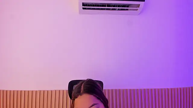 OliviaSweett online show from 09.14.25