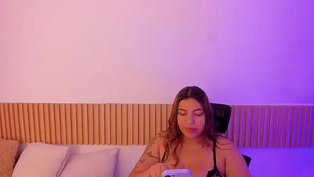 OliviaSweett online show from 10.04.25