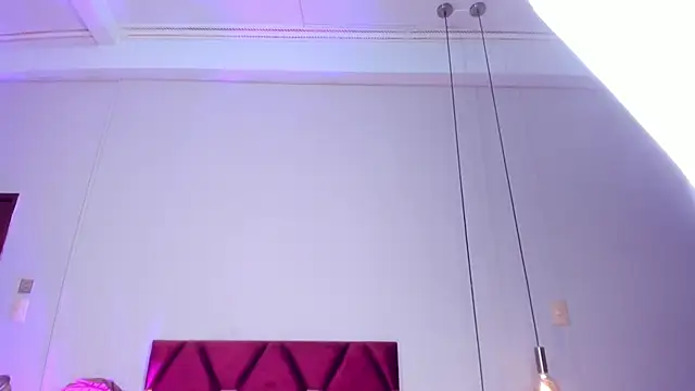 LunaAspen  online show from 09.26.25