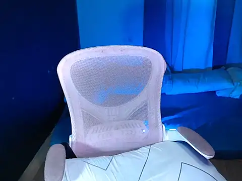 Snapshot of kiamiller_x chatting on 01.17.26 kiamiller x online show from 01.17.26