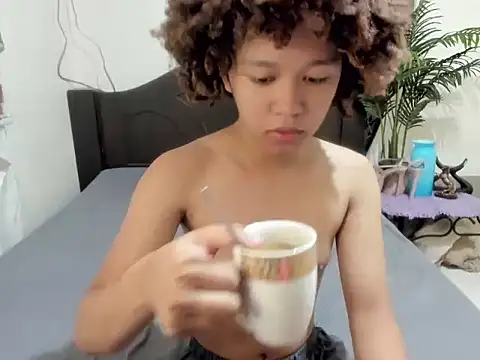 Snapshot of 9INCHESHARDCOCK chatting on 02.11.26 9INCHESHARDCOCK online show from 02.11.26