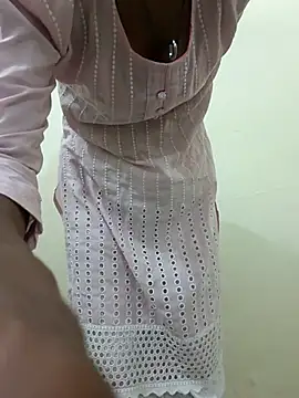 Alia-00 online show from 10.31.25