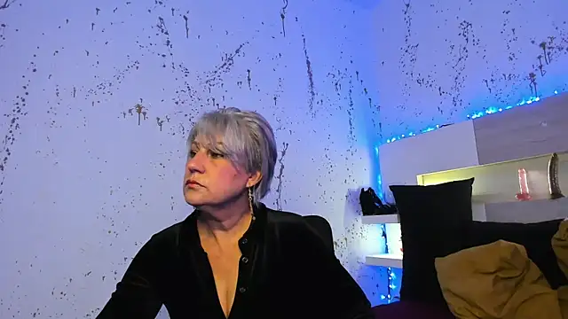 Snapshot of JaddeWalker chatting on 11.13.25 JaddeWalker online show from 11.13.25