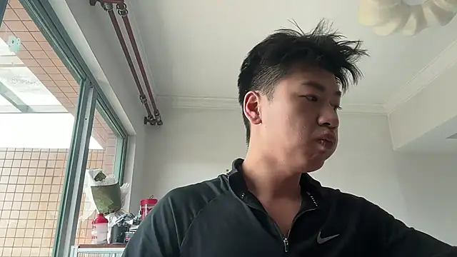 Snapshot of heywilliam chatting on 10.23.25 heywilliam online show from 10.23.25