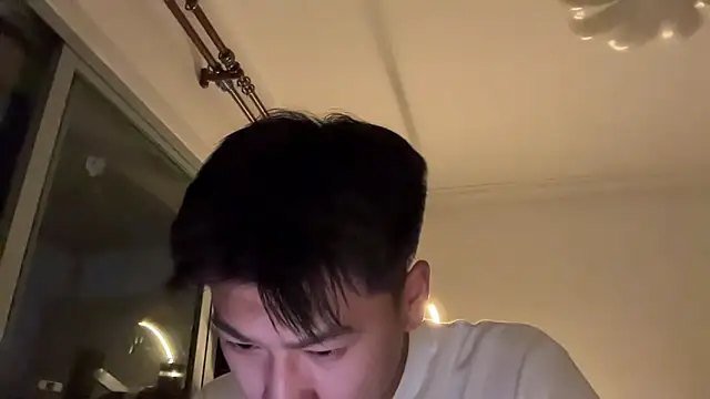 Snapshot of heywilliam chatting on 10.31.25 heywilliam online show from 10.31.25