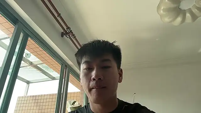 Snapshot of heywilliam chatting on 11.08.25 heywilliam online show from 11.08.25