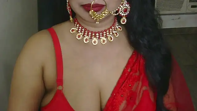 Snapshot of QUEEN_SAKHI- chatting on 10.16.25 QUEEN SAKHI- online show from 10.16.25