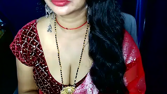 Snapshot of QUEEN_SAKHI- chatting on 06.28.26 QUEEN SAKHI- online show from 06.28.26