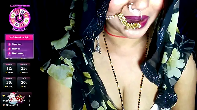 Snapshot of QUEEN_SAKHI- chatting on 07.08.26 QUEEN SAKHI- online show from 07.08.26