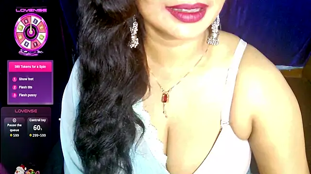Snapshot of QUEEN_SAKHI- chatting on 07.16.26 QUEEN SAKHI- online show from 07.16.26