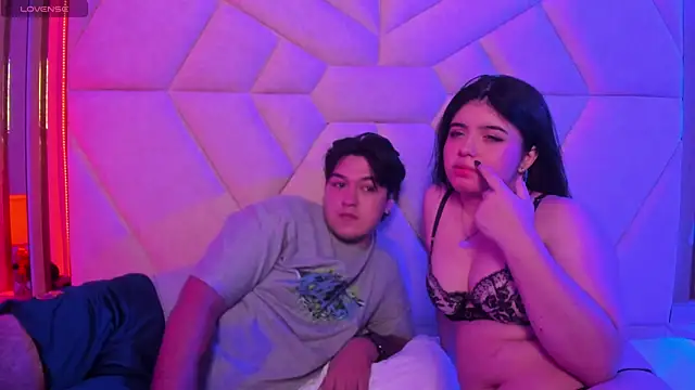 EmilyANDrew  online show from 11.10.25