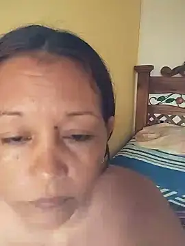 marinita13 online show from 01.12.26