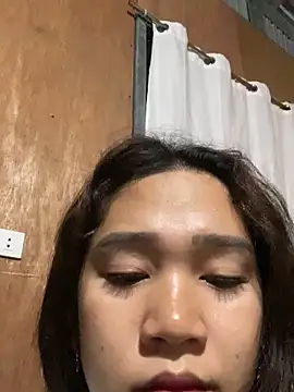 Snapshot of slut_clio chatting on 02.25.26 slut clio online show from 02.25.26