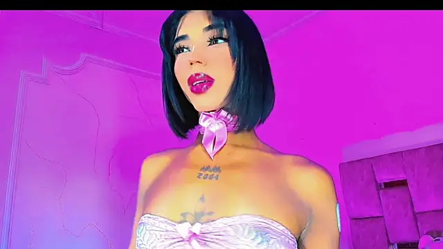 Snapshot of LADY-HOT-SEXY- chatting on 09.25.25 LADY-HOT-SEXY- online show from 09.25.25