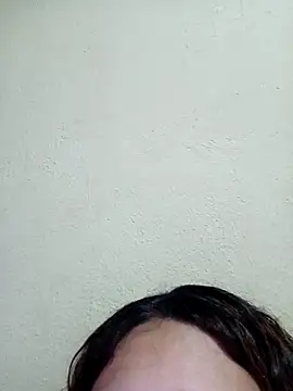 Snapshot of Theredcorazon chatting on 10.26.25 Theredcorazon online show from 10.26.25