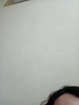 Snapshot of Theredcorazon chatting on 11.08.25 Theredcorazon online show from 11.08.25