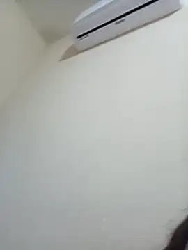 Snapshot of Theredcorazon chatting on 11.13.25 Theredcorazon online show from 11.13.25