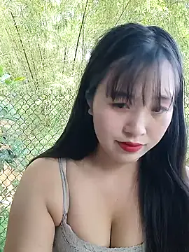 Snapshot of dimny_sex chatting on 10.18.25 dimny sex online show from 10.18.25