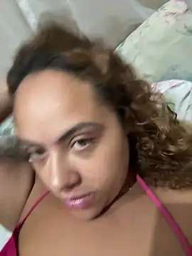 Chloe Leaozinho online show from 03.08.26