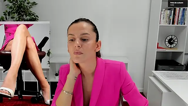 LegswAttitude online show from 10.15.25