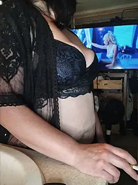 Snapshot of Britania666 chatting on 05.04.26 Britania666 online show from 05.04.26