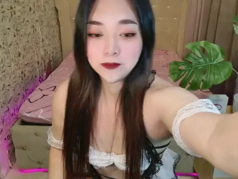 Snapshot of Ts-yoshi chatting on 05.17.26 Ts-yoshi online show from 05.17.26