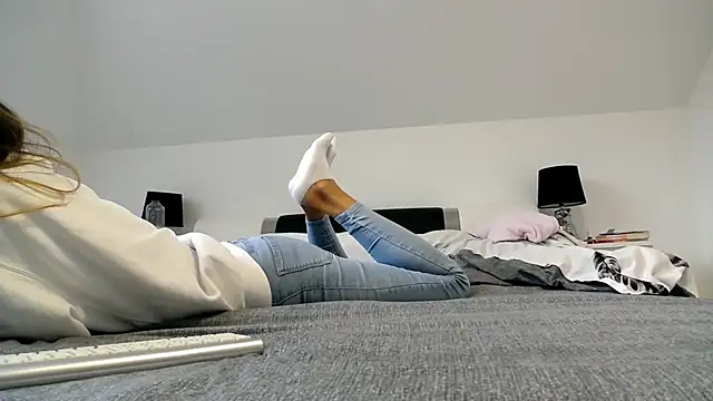 ArabianMalikah online show from 10.23.25