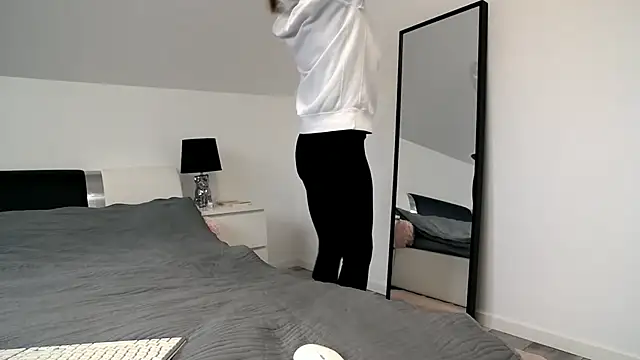 ArabianMalikah online show from 12.02.25