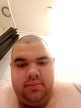 Mackoka online show from 04.04.26