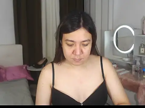 Snapshot of stellahugeX chatting on 02.24.26 stellahugeX online show from 02.24.26