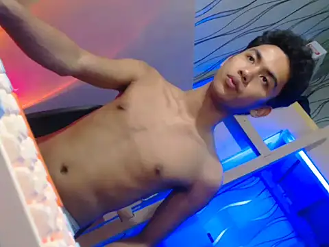 Demure Asian143 online show from 10.05.25