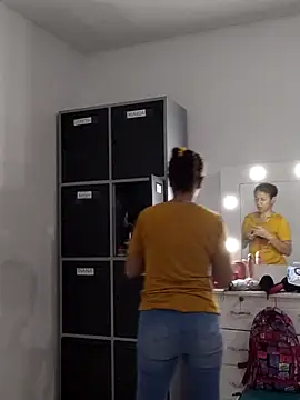 Merybeks online show from 10.17.25