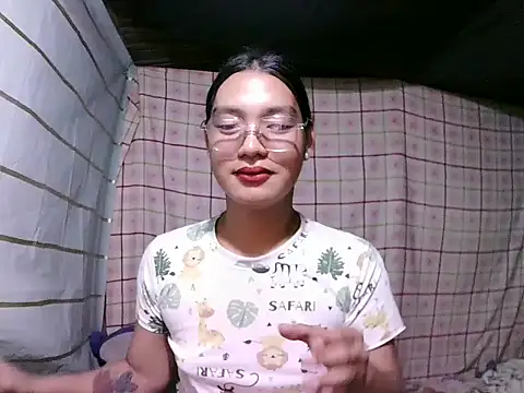 Snapshot of asian_janella chatting on 04.25.26 asian janella online show from 04.25.26