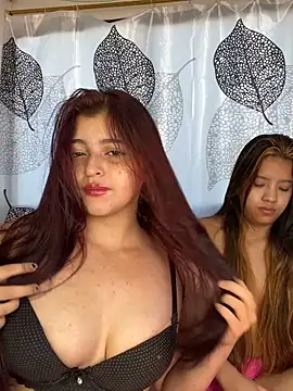 Snapshot of nea-dulce chatting on 04.17.26 nea-dulce online show from 04.17.26