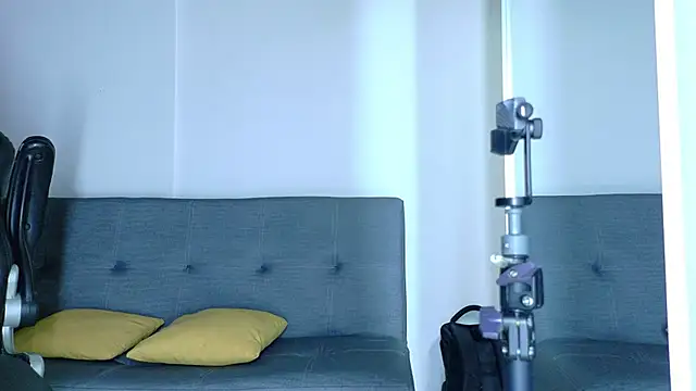 Snapshot of ALANNFERRER chatting on 02.04.26 ALANNFERRER online show from 02.04.26