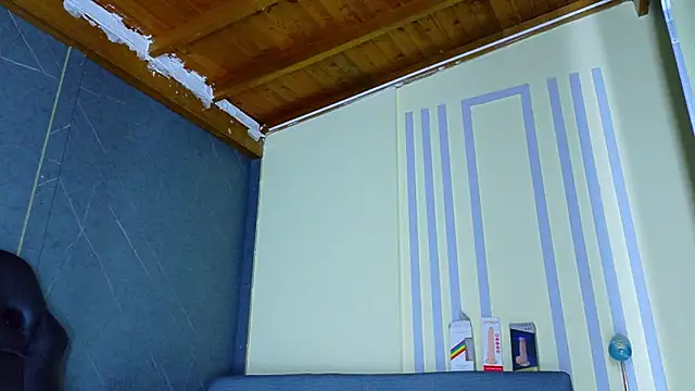 Snapshot of ALANNFERRER chatting on 04.01.26 ALANNFERRER online show from 04.01.26