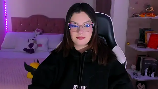 OphelianaRose33 online show from 01.17.26