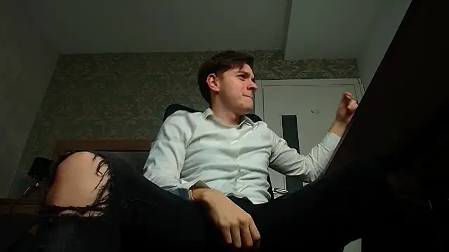 FelixStarkk online show from 11.22.25