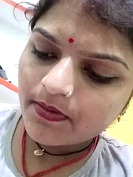 Snapshot of Hot_mirchjii chatting on 09.24.25 Hot mirchjii online show from 09.24.25