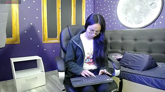 Snapshot of katalina07_1 chatting on 06.19.26 katalina07 1 online show from 06.19.26