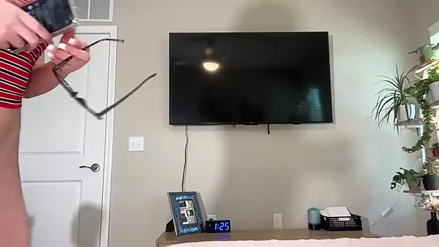 anamira1 online show from 04.20.26