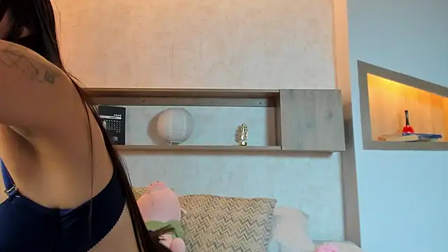 Emilly Beaumont online show from 02.03.26