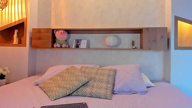 Emilly Beaumont online show from 03.09.26