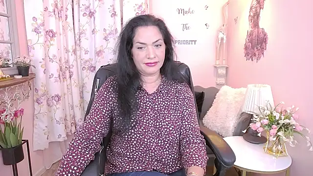 MyLovOne online show from 12.05.25