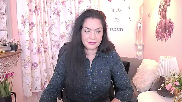 MyLovOne online show from 01.05.26