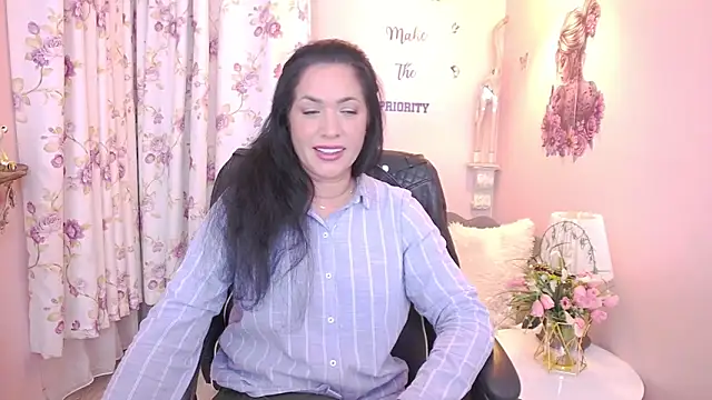 MyLovOne online show from 04.22.26