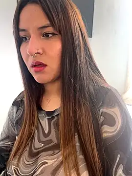 Linda Bellucci online show from 10.17.25