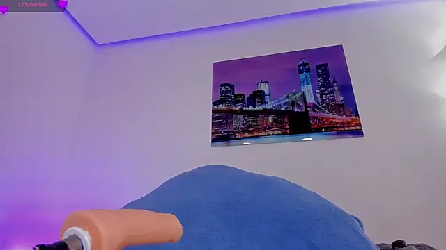 eva rain  online show from 09.30.25