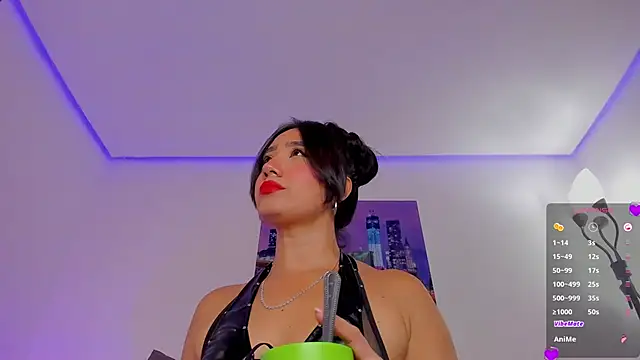 eva rain  online show from 11.13.25