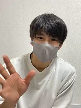 Snapshot of otouhu76 chatting on 10.08.25 otouhu76 online show from 10.08.25